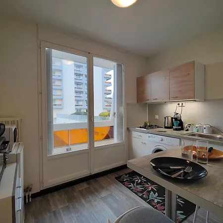 Belle Vue Des Erables - Balcon Et Gare Виши