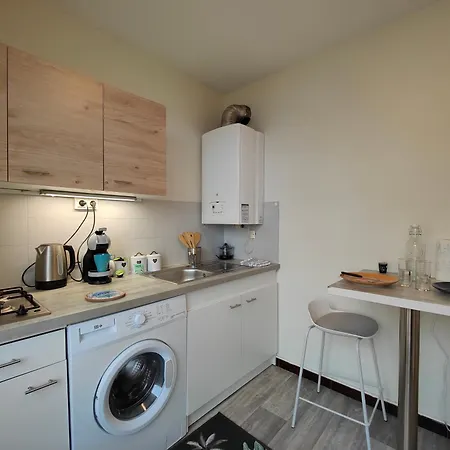 Апартаменты Belle Vue Des Erables - Balcon Et Gare Виши