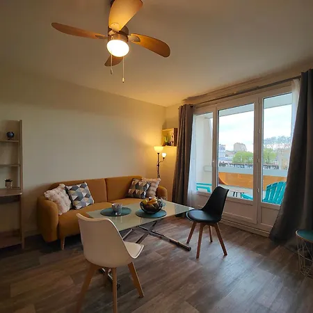 Belle Vue Des Erables - Balcon Et Gare Vichy