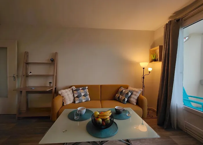 Belle Vue Des Erables - Balcon Et Gare