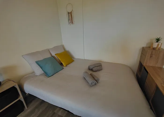 Апартаменты Belle Vue Des Erables - Balcon Et Gare